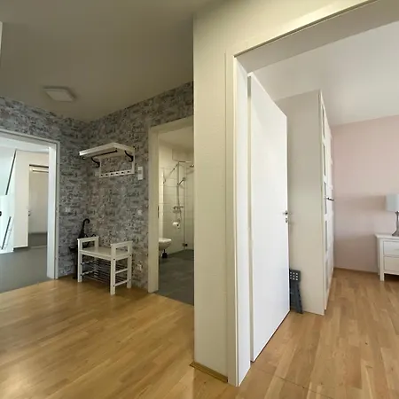 Schoenes 2 Zimmer Apartment Zentral Gelegen Pforzheim Exterior foto
